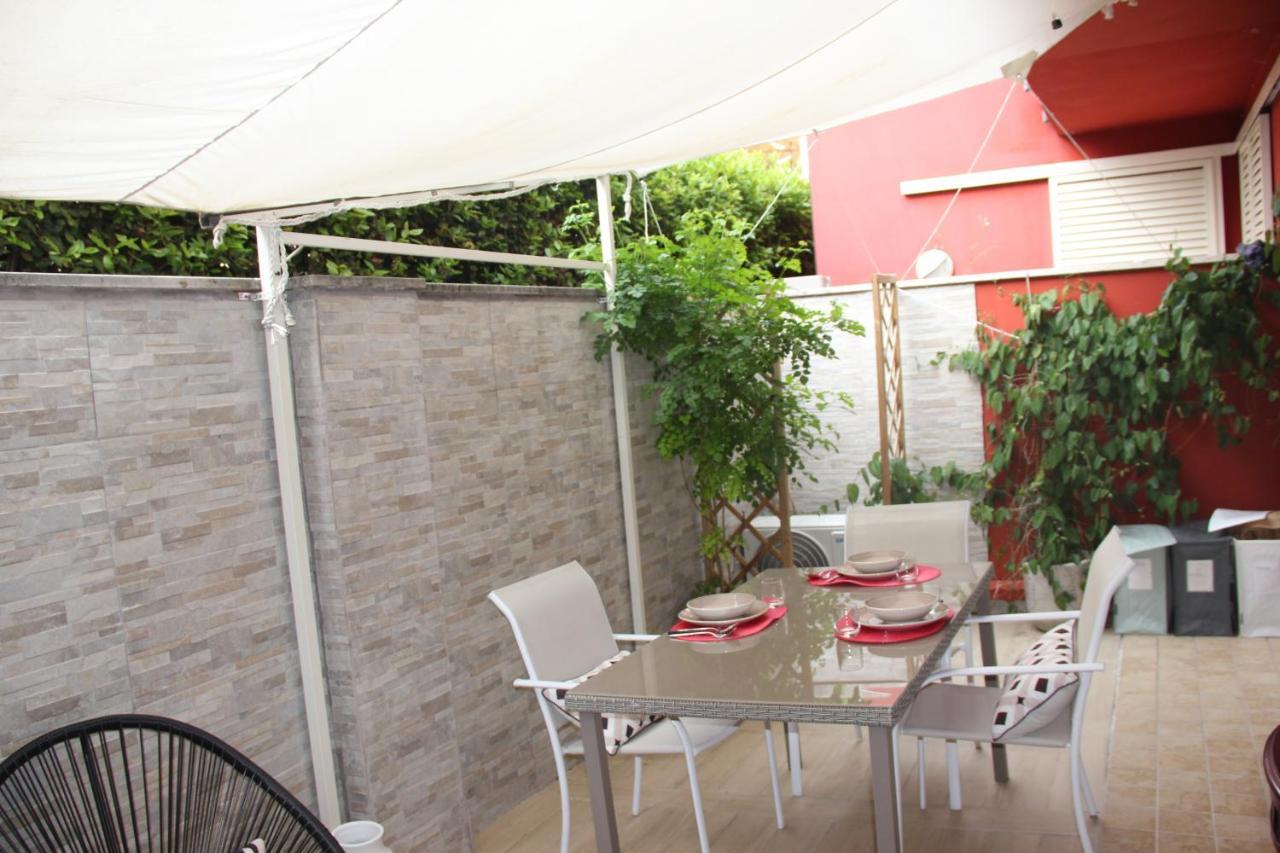 Apartament Casa Lucia Private Car Or Motorcycle Park Lukka Zewnętrze zdjęcie
